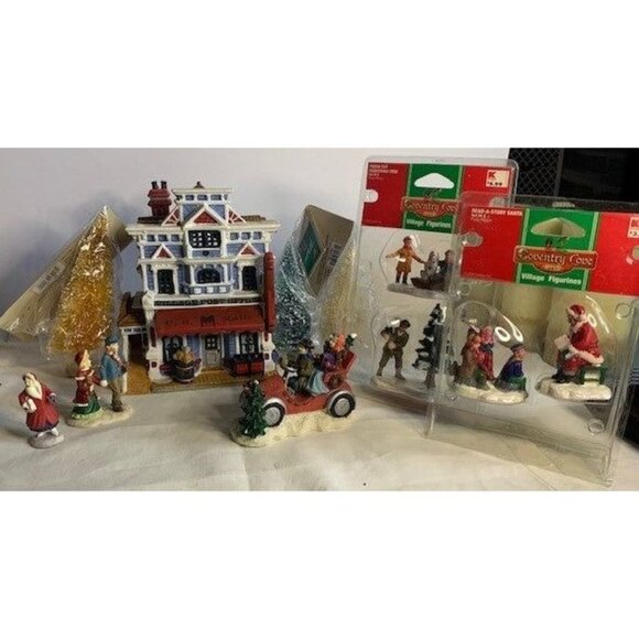 Coventry Cove Village Figurines Set - Picture 1 of 8